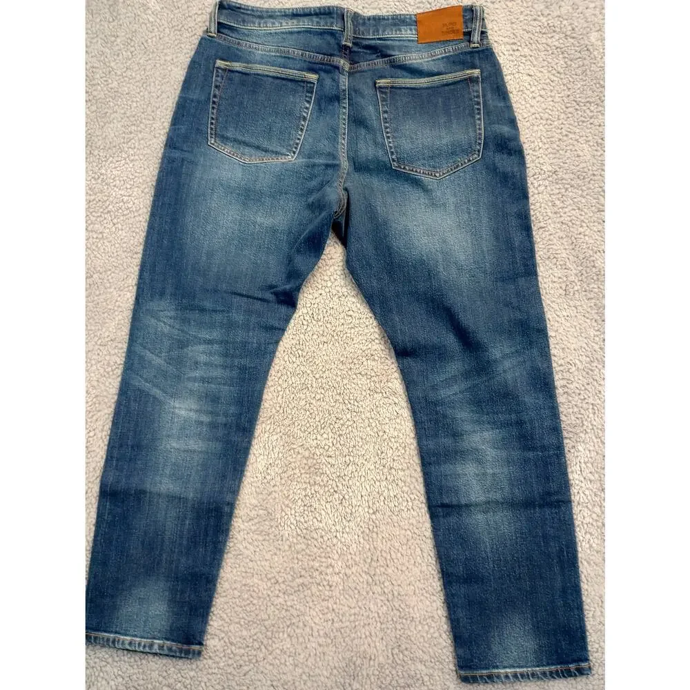NWoT Flint and Tinder Jeans Men's 33x30 Medium Wash Athletic Tapered Fit (0983)